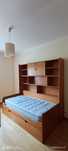 Cama estúdio de 1.90m × 0.90m gavetão com rodas.