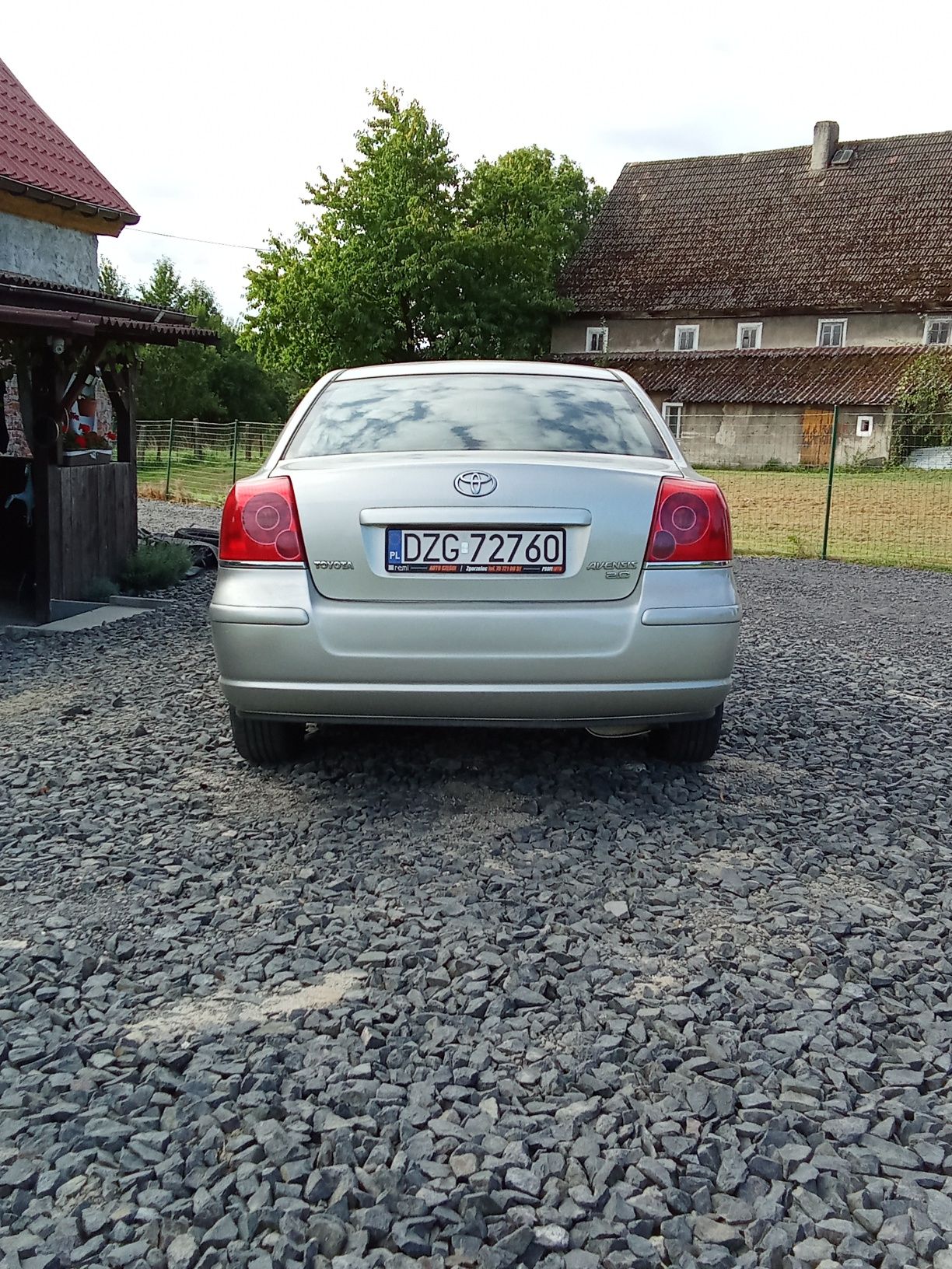 Toyota Avensis t 25 2.0 vvti 147 km