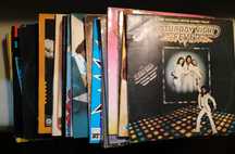 Discos de vinil (36 LP's + 34 single's)