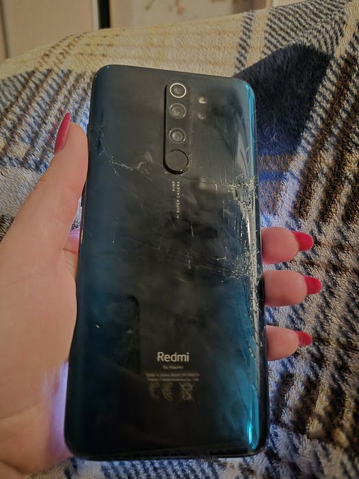 Телефон Xiomi Redmi Note 8 Pro