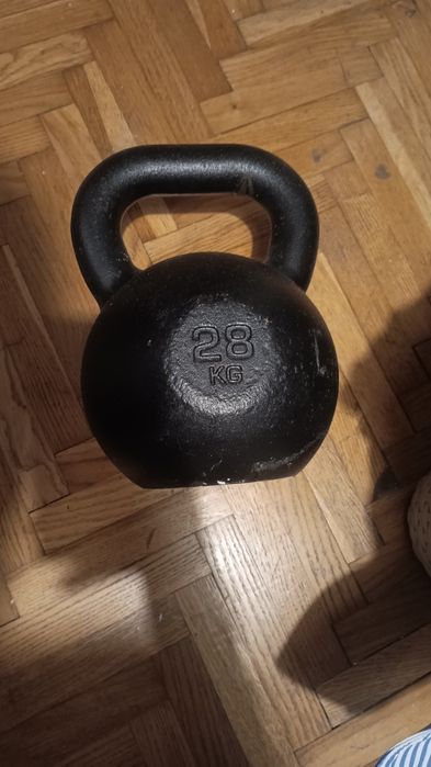Kettelbell żeliwny 28kg