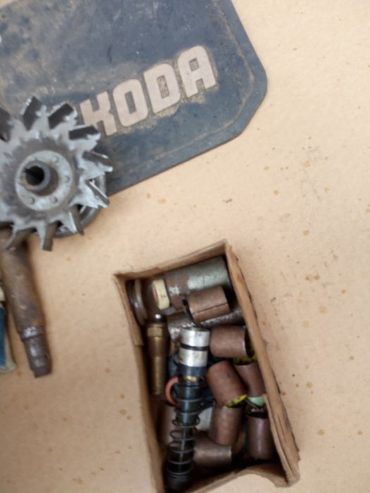 Sprzedam lampę do skody s 100