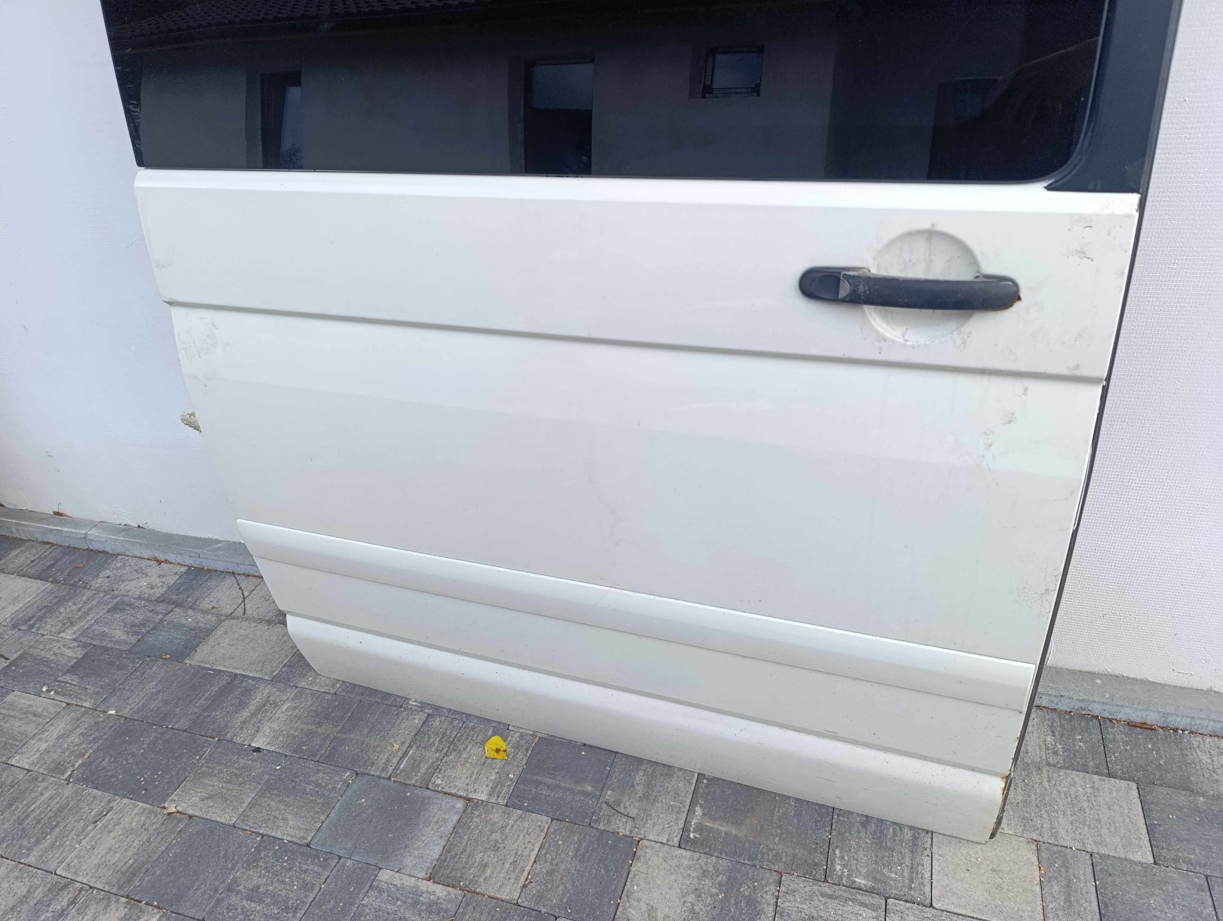 Drzwi przesuwne prawe VW T5 T5 lift białe z szybą