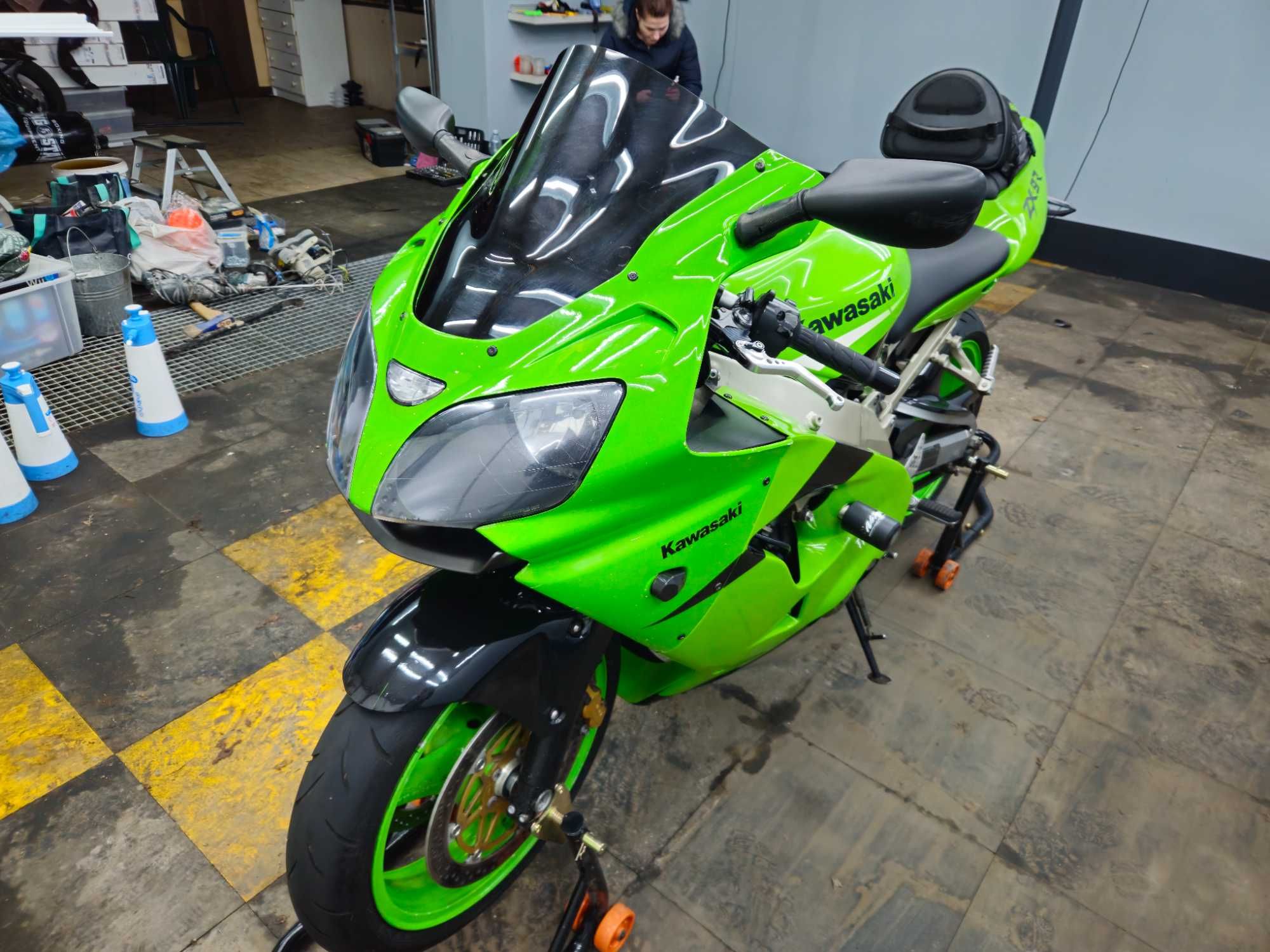 Kawasaki ZX9R, niski przebieg