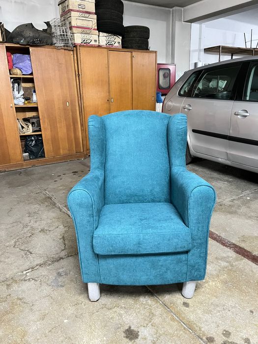 Cadeirao Azul Rigorosamente Novo.