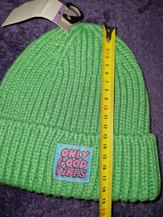 Модна тепла шапка на 2-6р, Нова, доця переросла