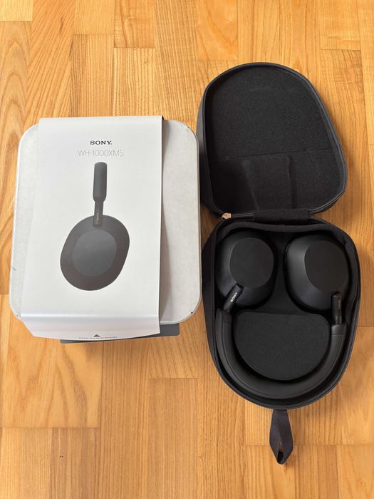 Słuchawki Sony WH-1000XM5 czarne stan idealny