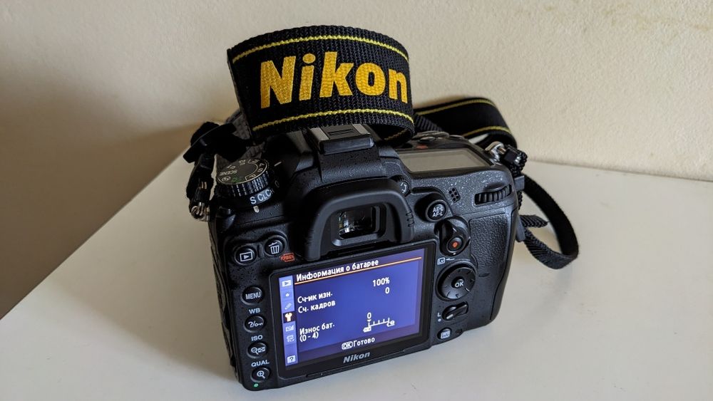 Nikon D7000 AF-S 18-105 ED VR як новий з картою та сумкою