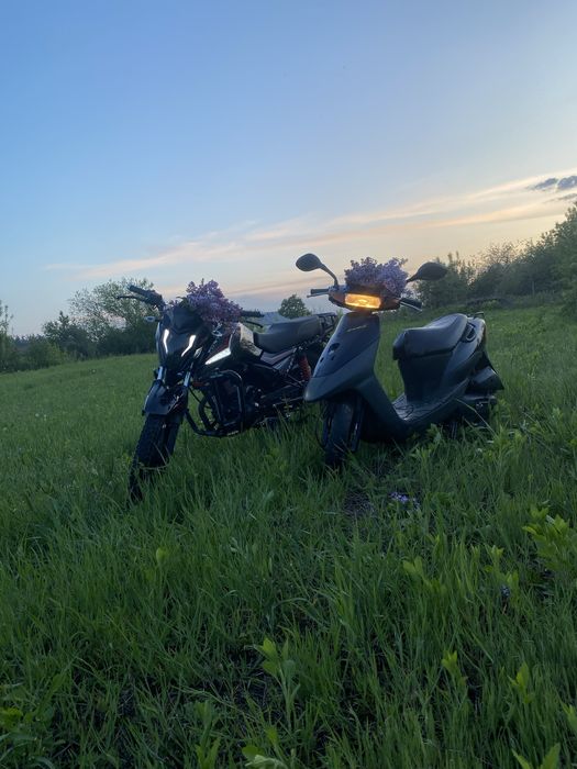 Продам мопед Сузукі лець два