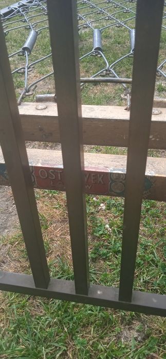 Stare mosiężne sygnowane  przedwojenne łóżko