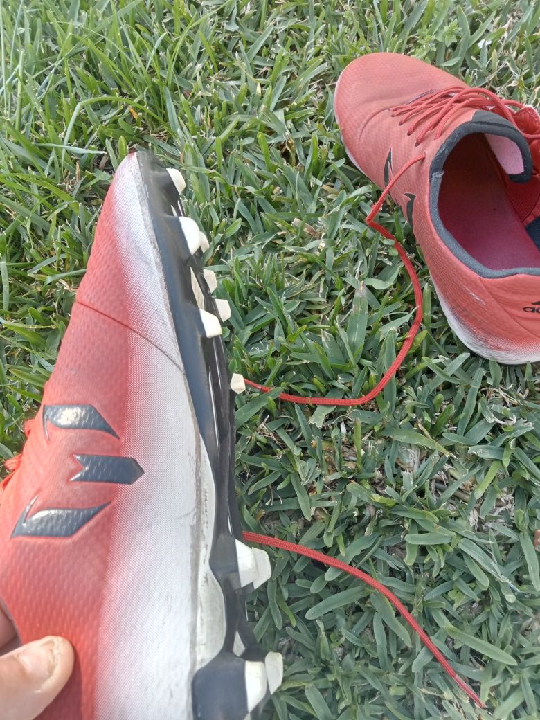 Chuteiras  adidas futebol