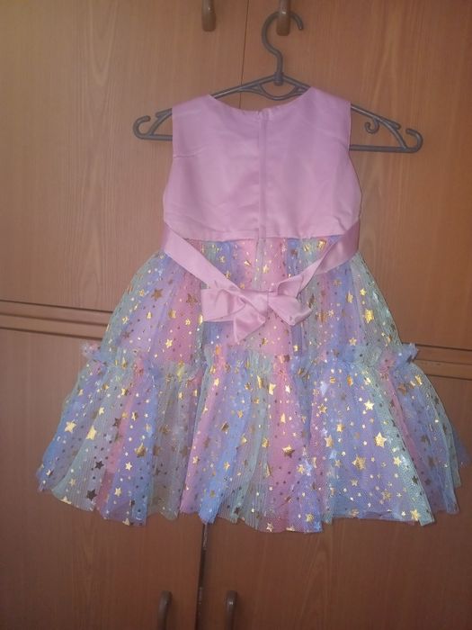 Сукня на прокат дитяча