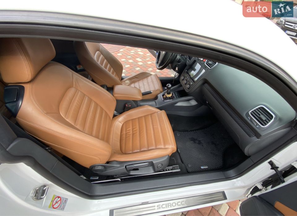 VW Scirocco 2009  (Golf/CC/VW)
