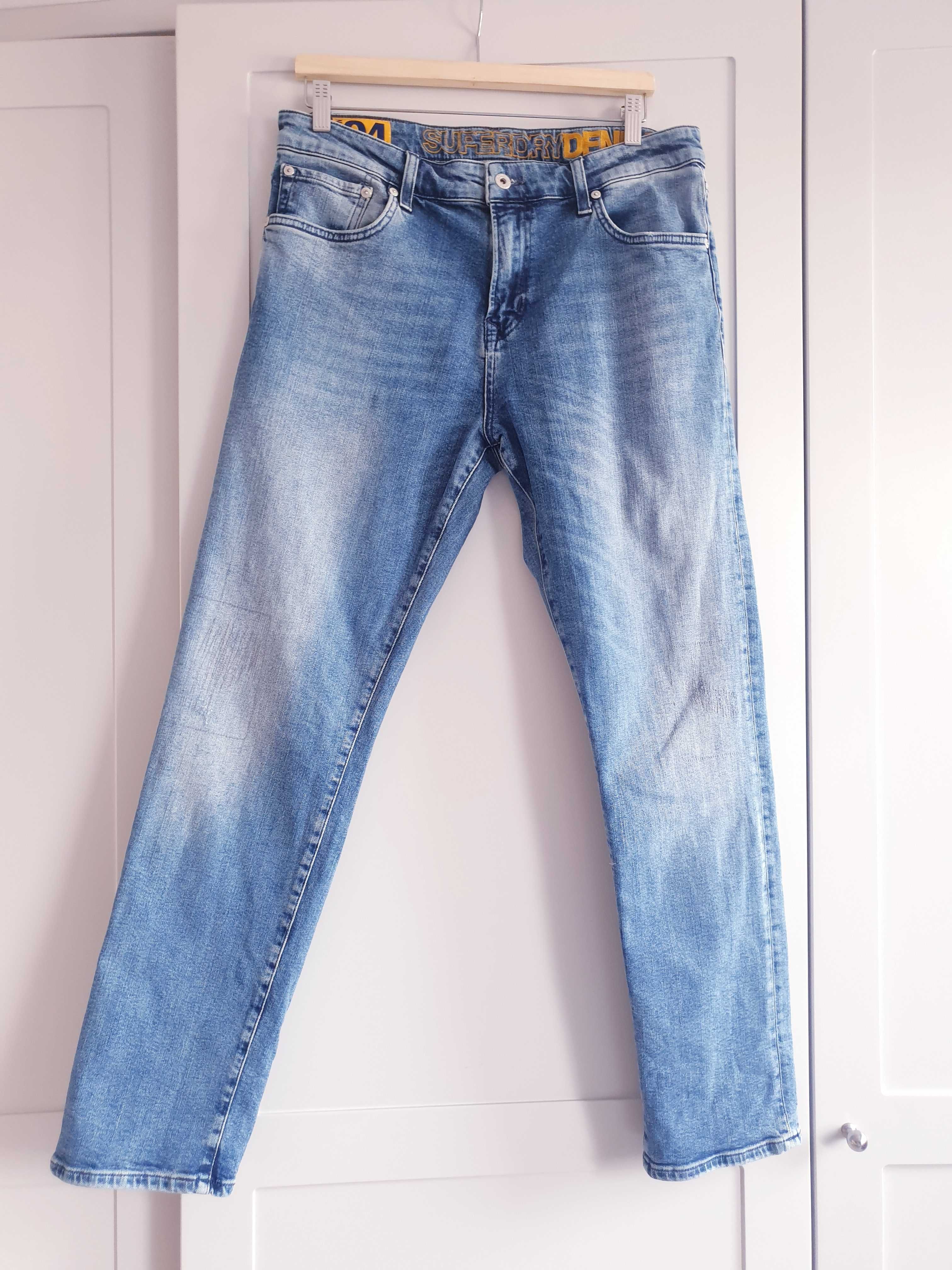 Męskie spodnie Superdry dżinsy jeansy 34/32 Daman 04 Straight