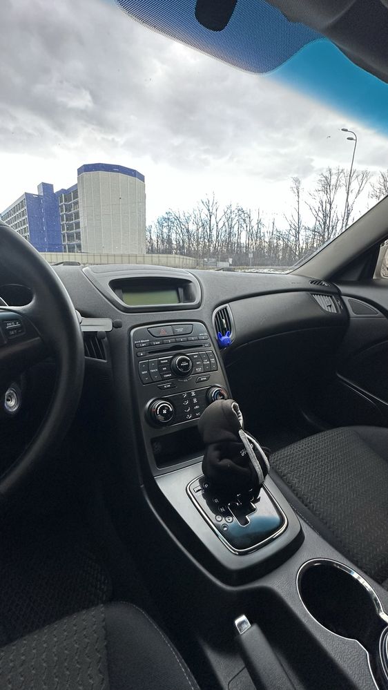 Hyundai Genesis Coupe Продаж