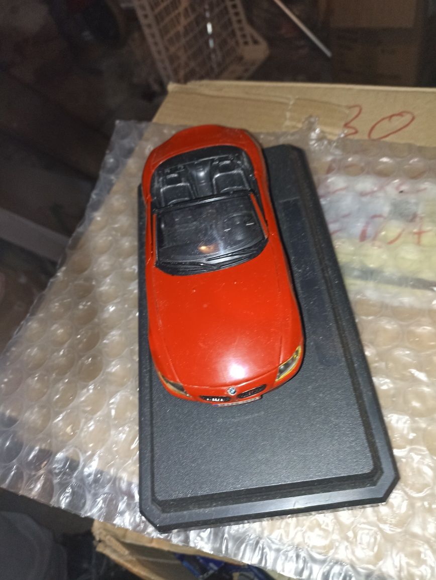 Model samochodu BMW Z 4 skala 1:24