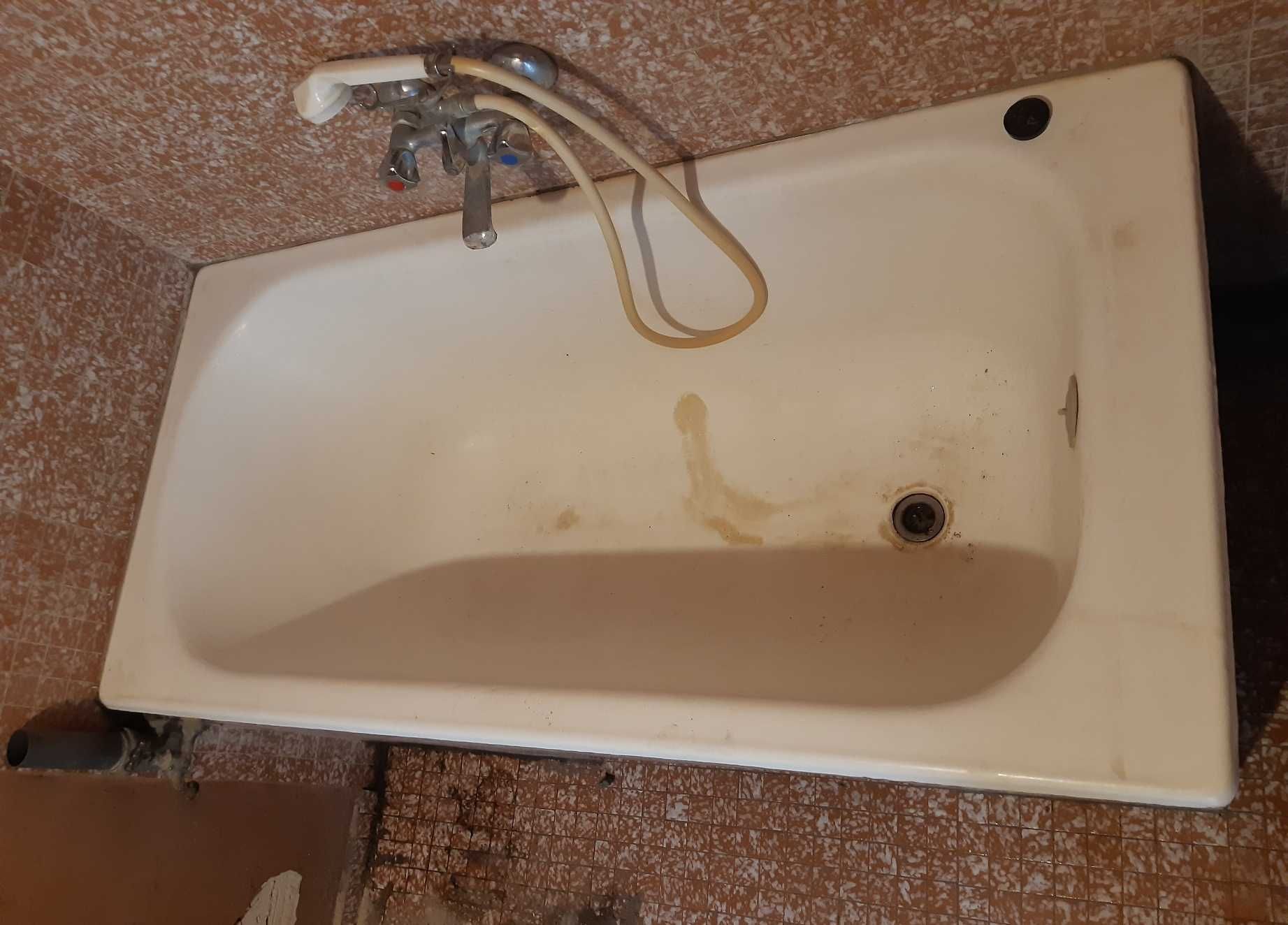 Rezerwacja Złom wanna oddam za darmo