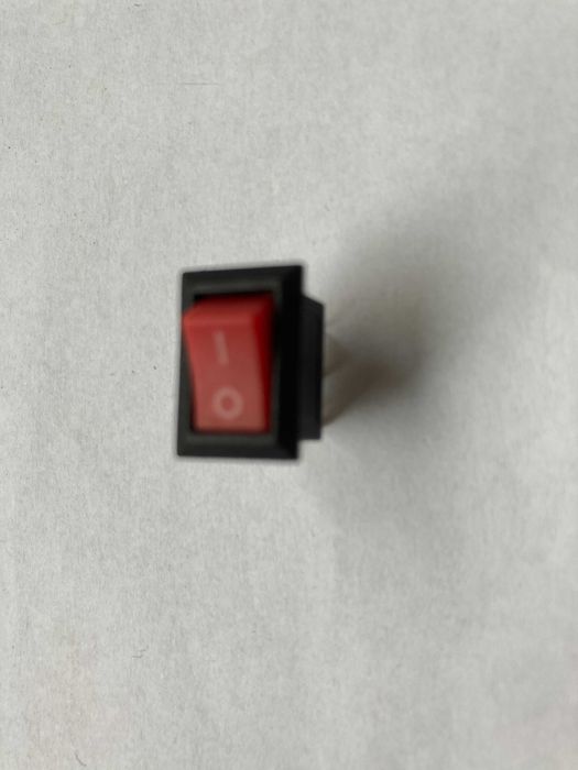Wyłącznik włącznik 3A 250V  10,5x15 mm, przełącznik