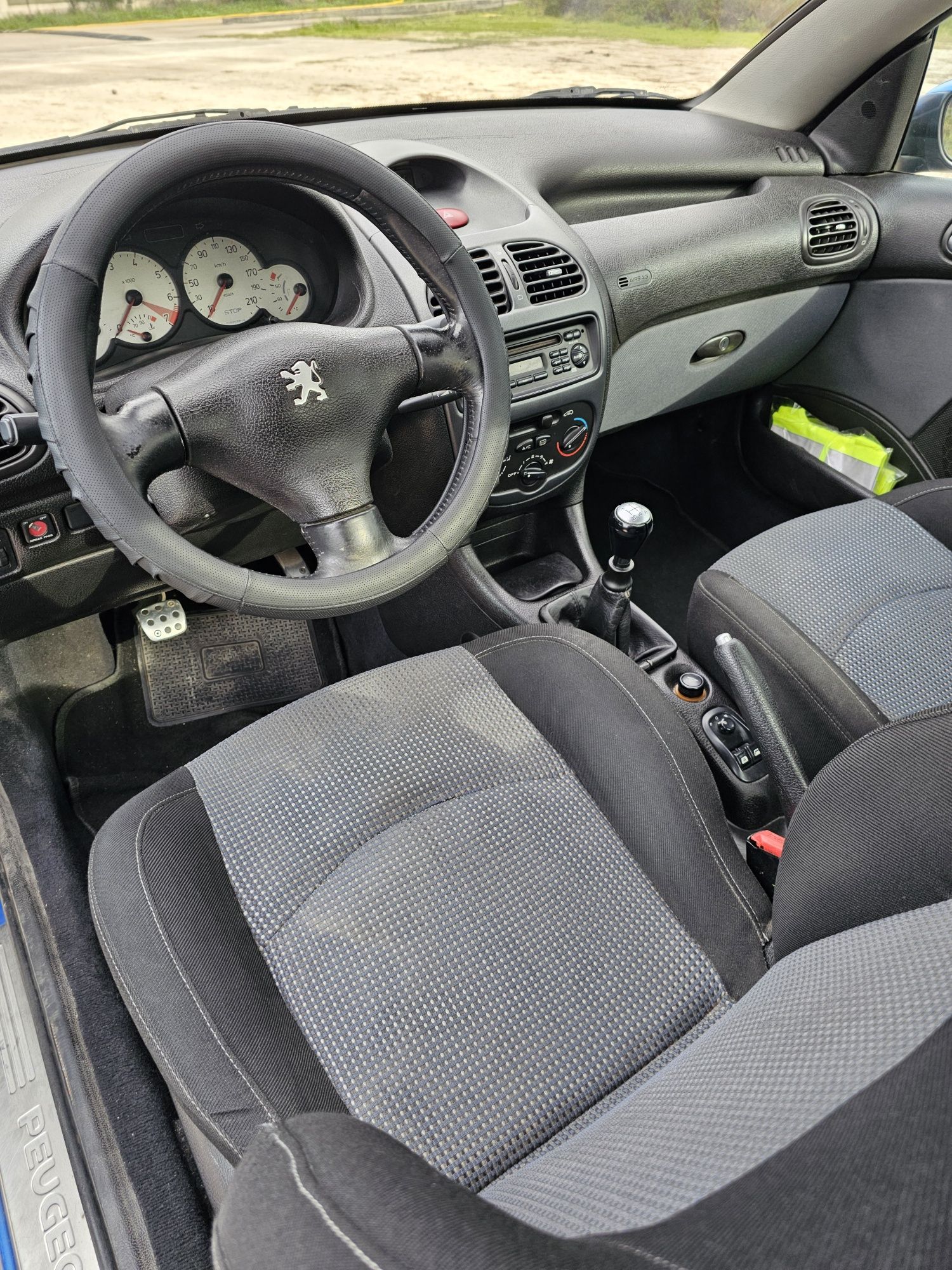 Peugeot 206cc 1.6 16V