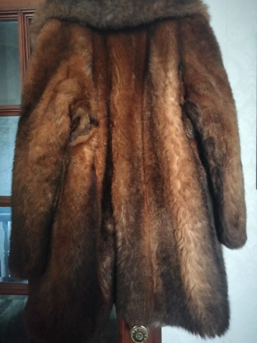 Casaco pele castanho escuro