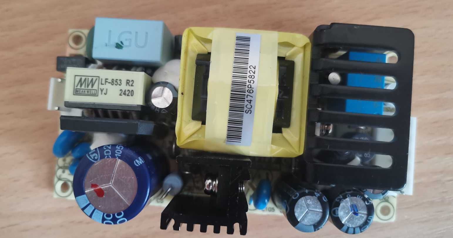 Блок живлення з функцією безперебійного живлення Mean Well PSC-60A