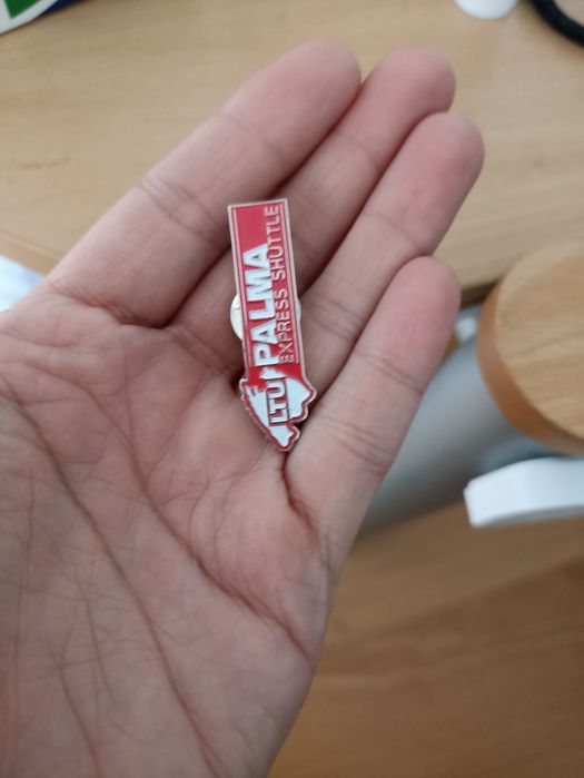 Przypinka LTU nowa