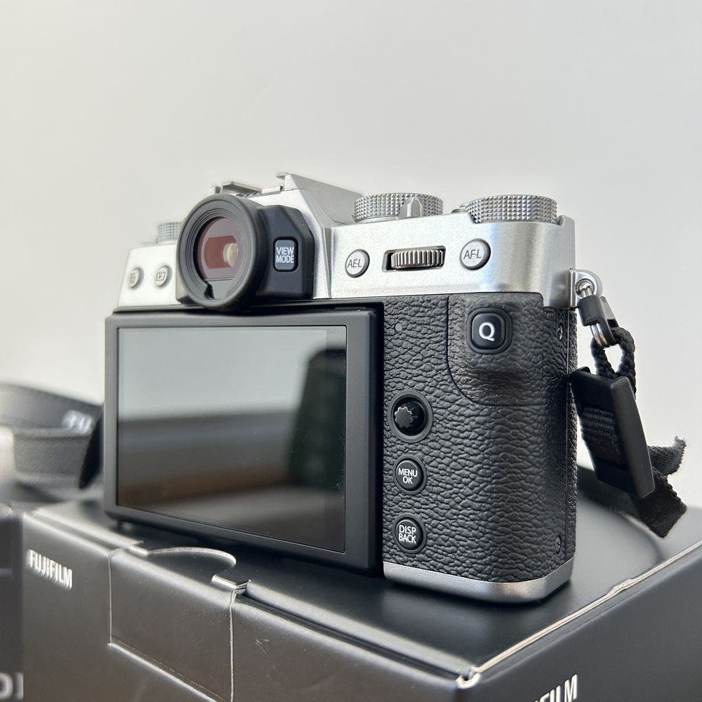 Фотоапарат Fujifilm X-T30 ІІ + об’єктив XF 18-55mm f/2.8-4 R LM OIS