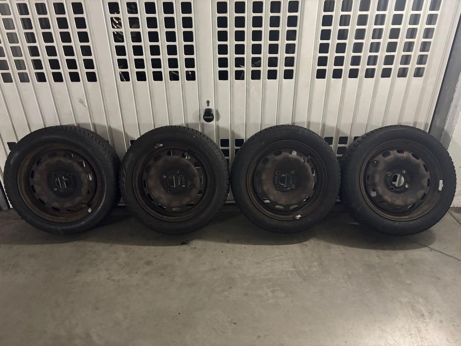 Koła na felgach stalowych 15” do Forda, opony NEXEN 195/50 R15