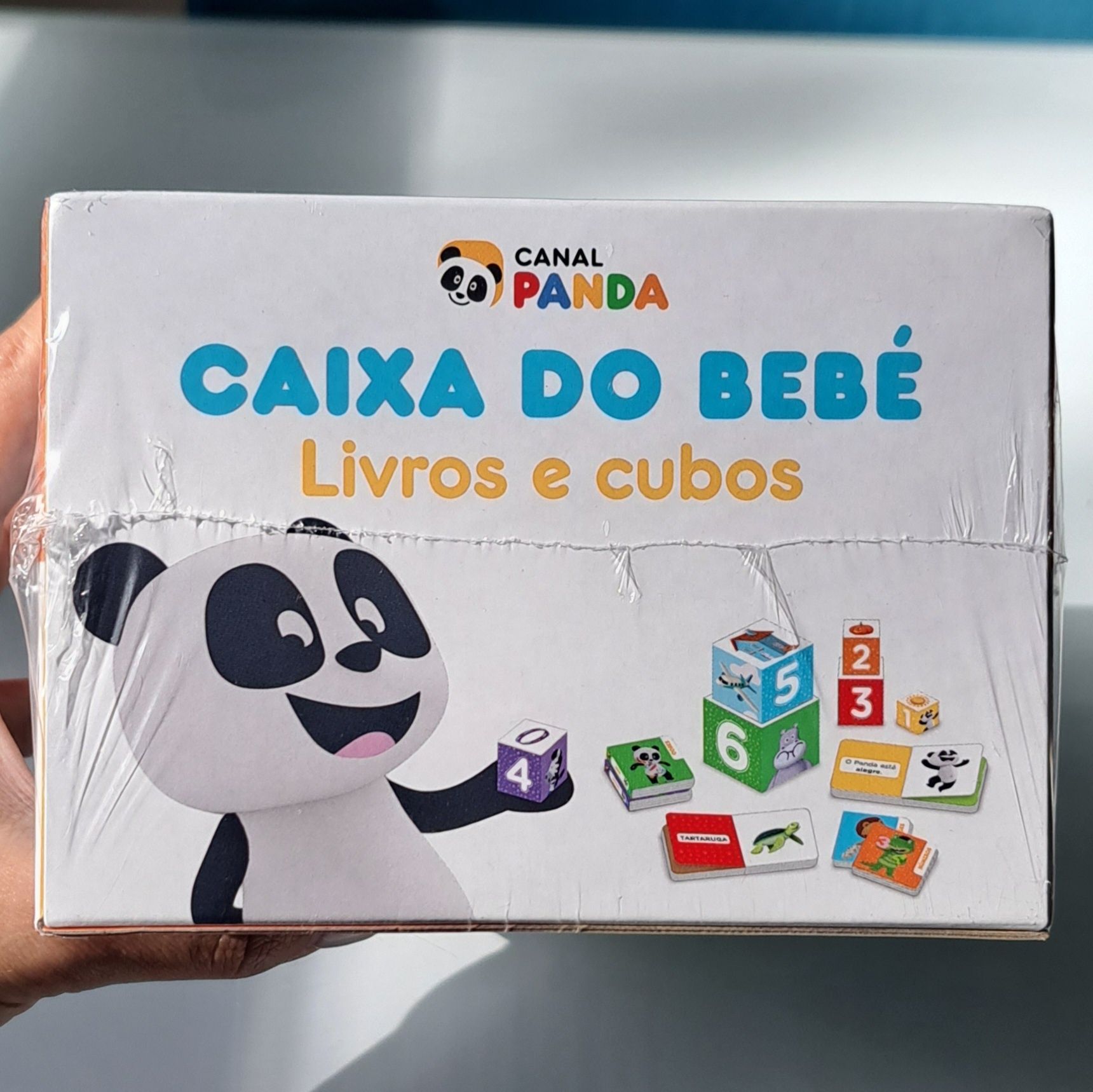 Canal Panda - Caixa do bebé: livros e cubos (Novo)