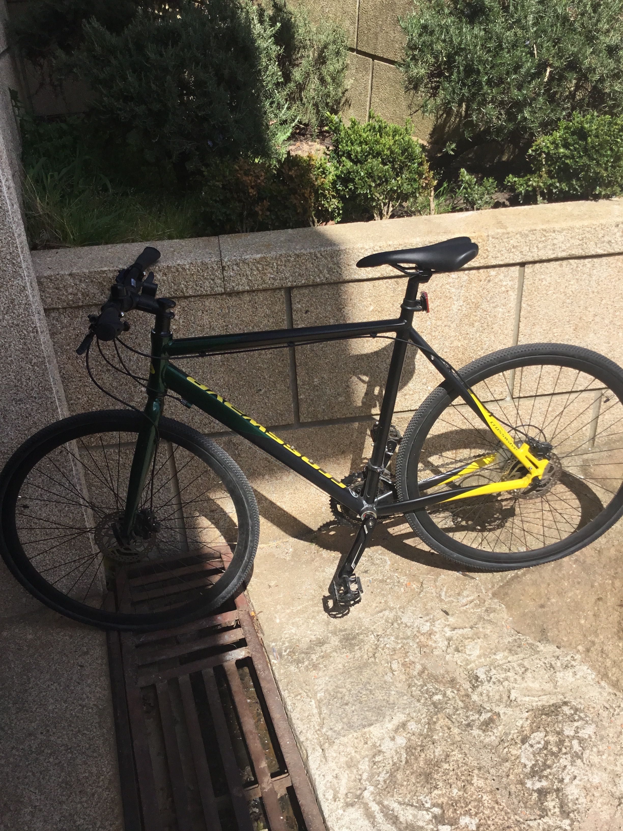 Vendo bicicleta em bom estado  250€