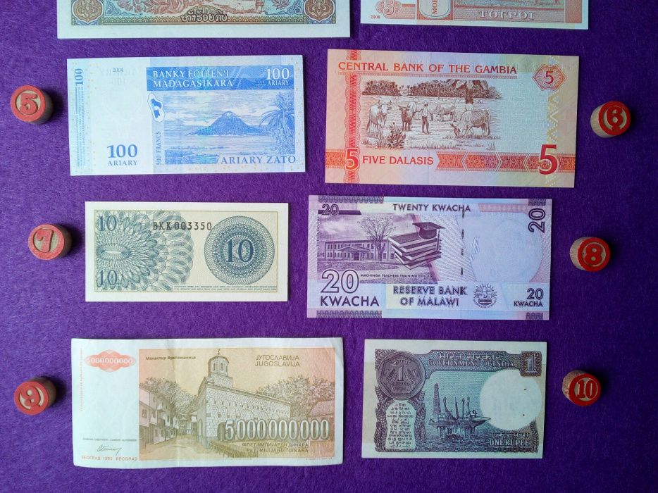 Lote de 10 notas diferentes * 10 países *