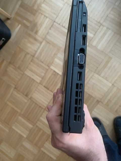 Lenovo Thinkpad x220 z UltraBase 3 z DVD 120 GB SSD 8 GB RAM