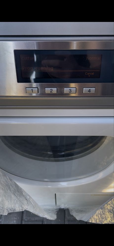 Suszarka Miele Professional PT 7136 Plus