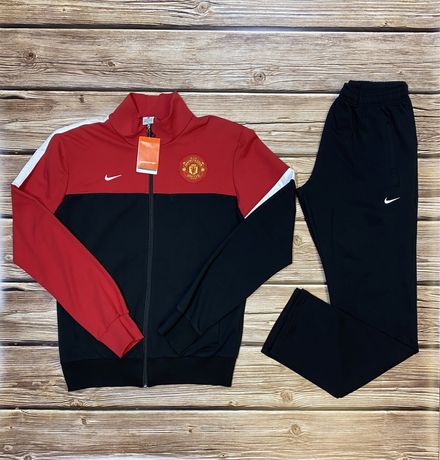 Спортивний костюм Nike Manchester United костюм найк