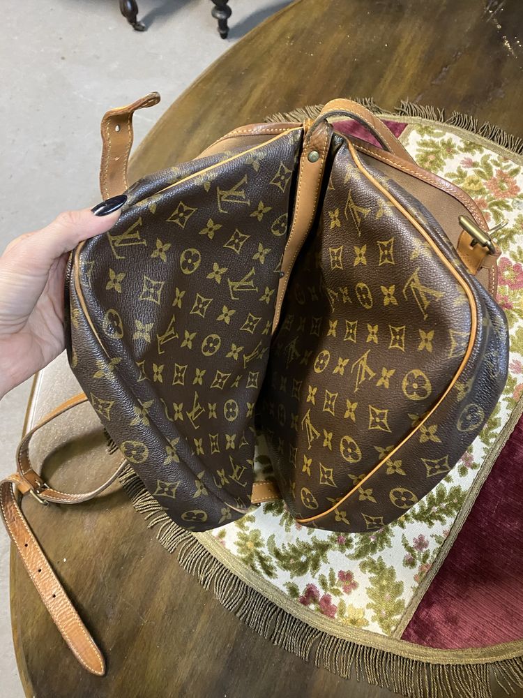 Torebka Louis Vuitton Saumur 30  AR0921 Torba na ramię Monogram
