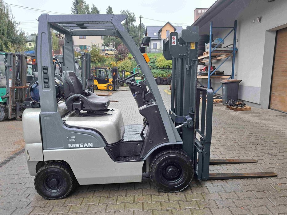Wózek widłowy Nissan L01A15, 1,5t, 2007,Benzyna-LPG, Duplex 3m,przesuw