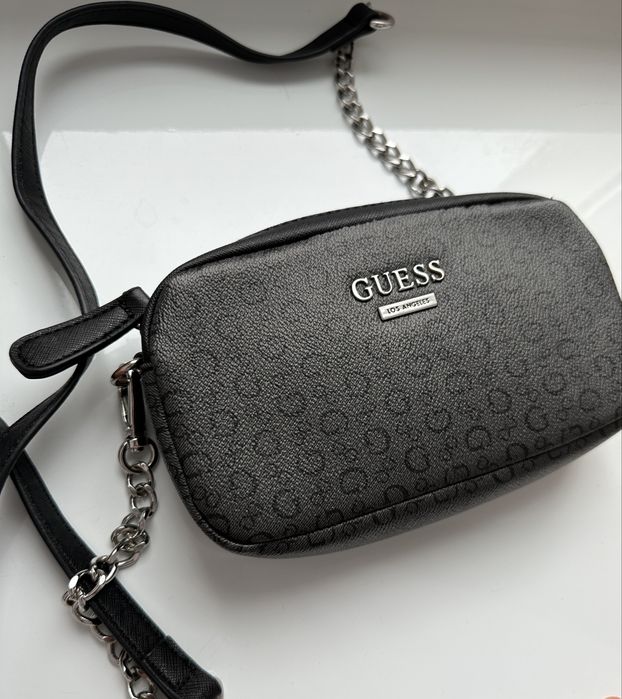 Сумка Guess з логотипом