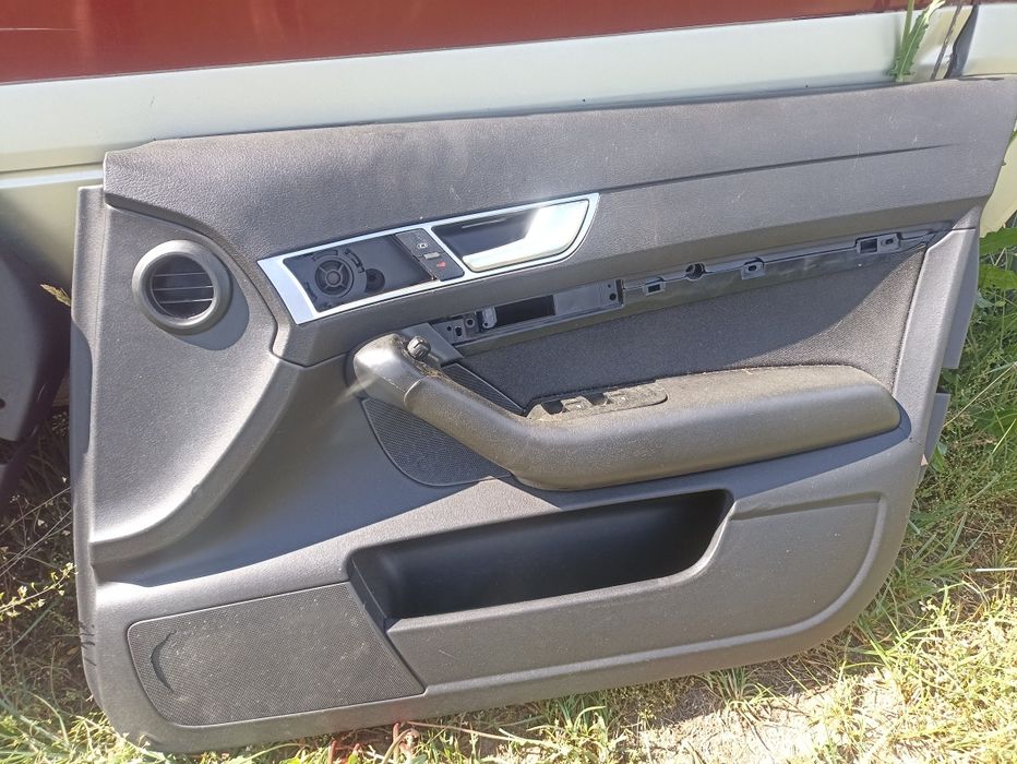 Tapicerka drzwi Boczek Audi a6c6 A6 C6 Anglik drewno  klamka dekor