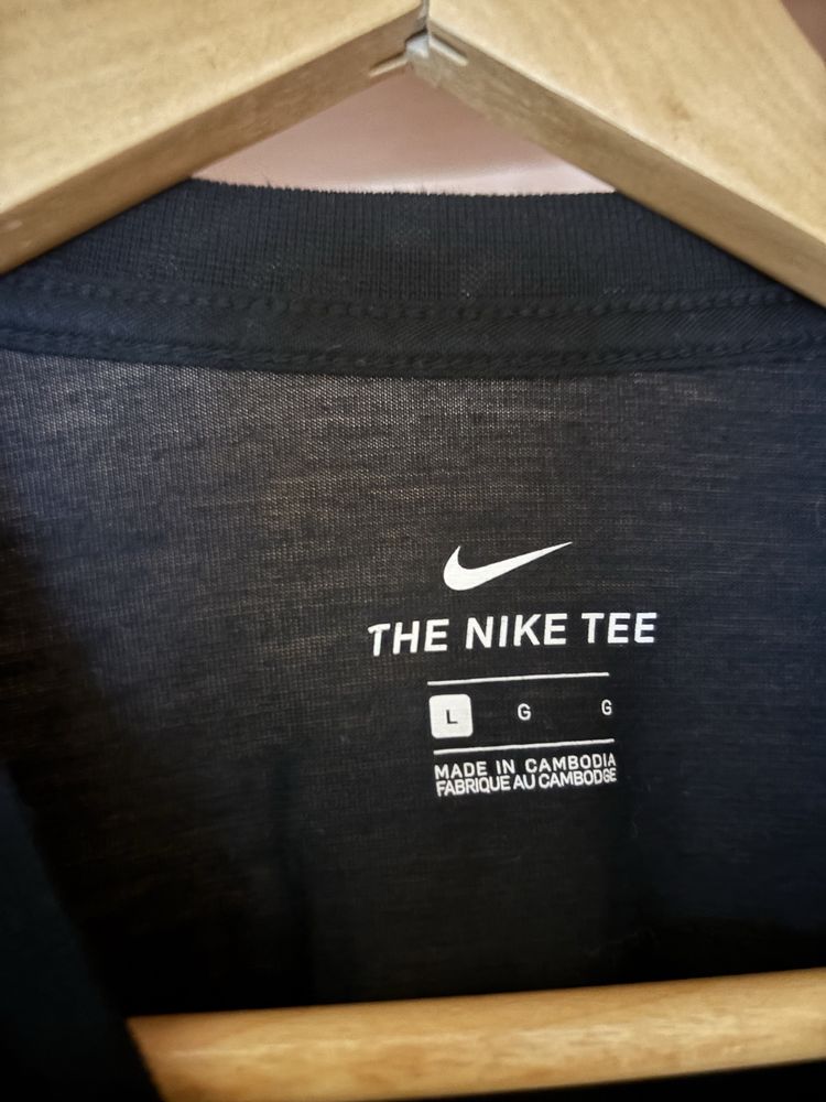 Tshirt Preta Nike