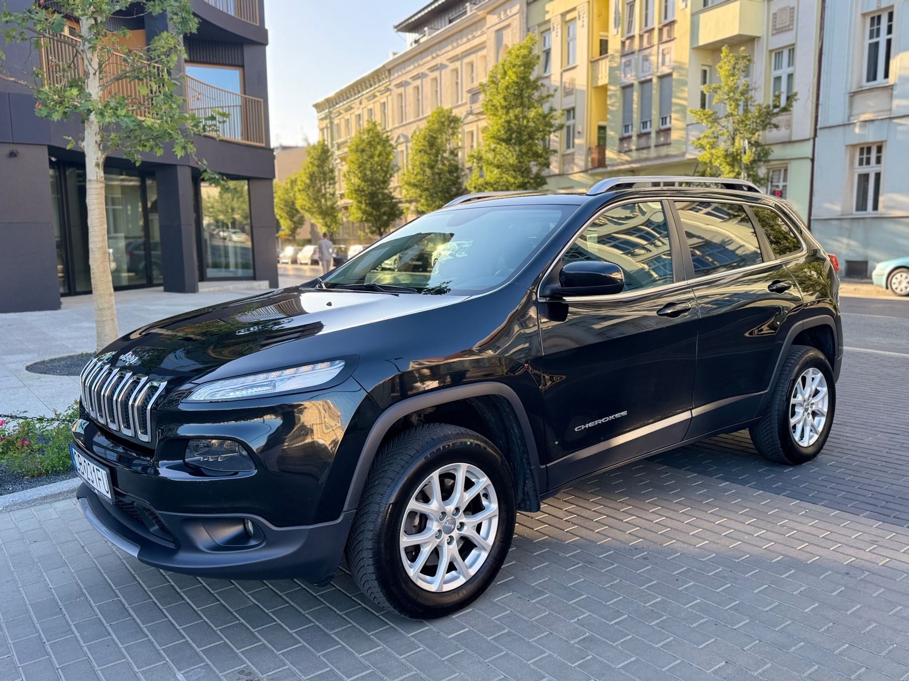 Jeep Cherokee JEEP CHEROKEE 3.2 V6 4x4, LPG, Zadbany, Gotowy do jazdy