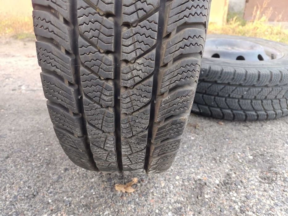 Opony 195/70/15c jak nowe 10mm całe koła do ducato komplet 4 szt 2721