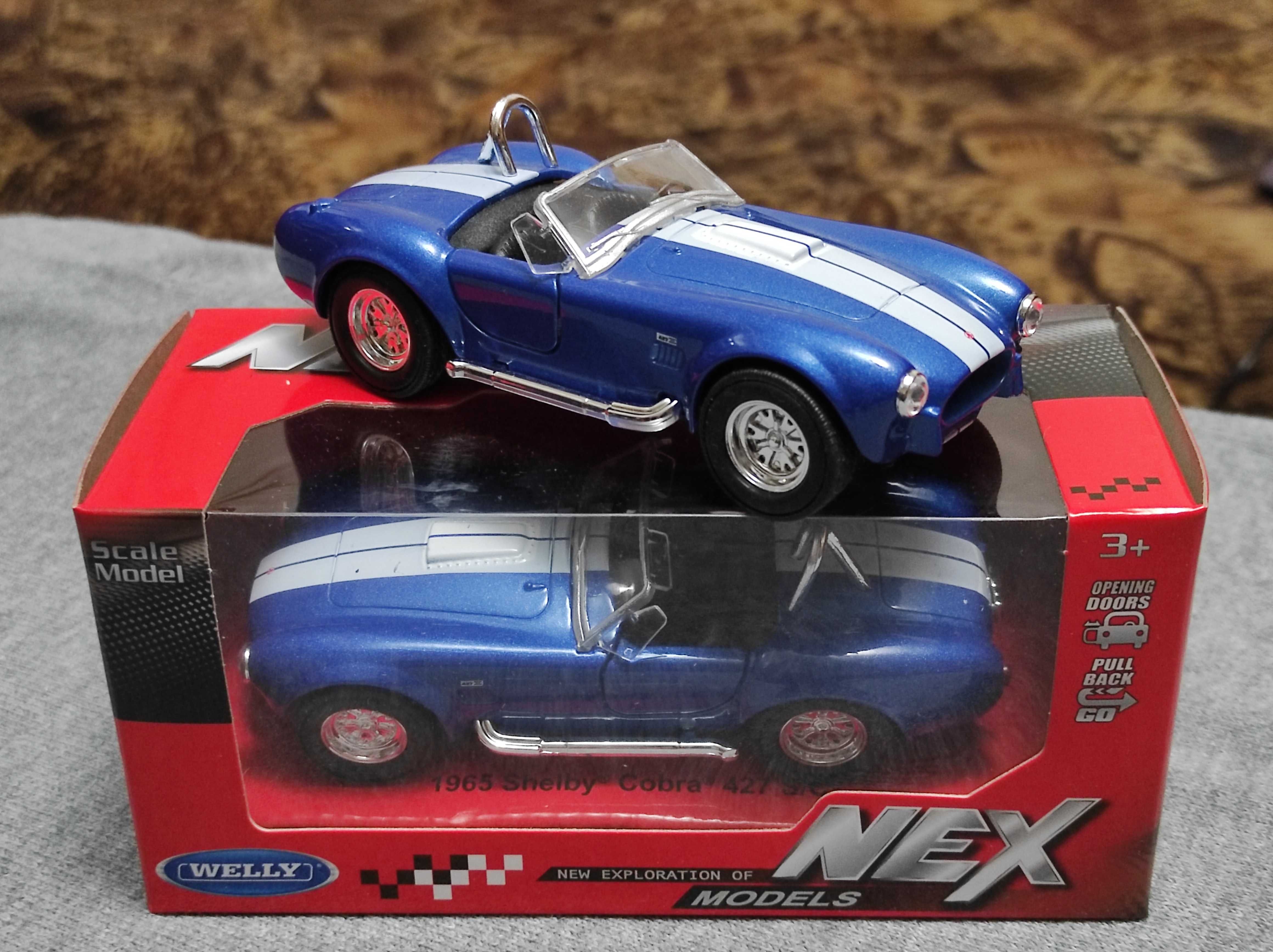 Машинка Shelby Cobra 427 S/C 1965 Welly 1/36 Модель Шелби Кобра