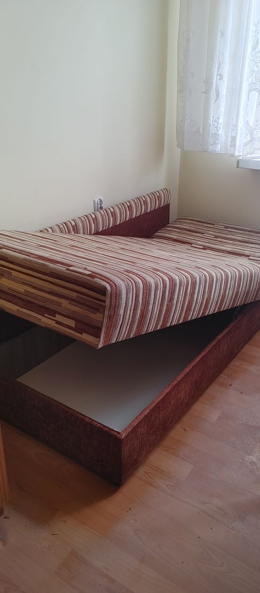 Łóżko Pojedyncze Jednoosobowe Sofa Z Funkcją Spania PRL Retro Vintage
