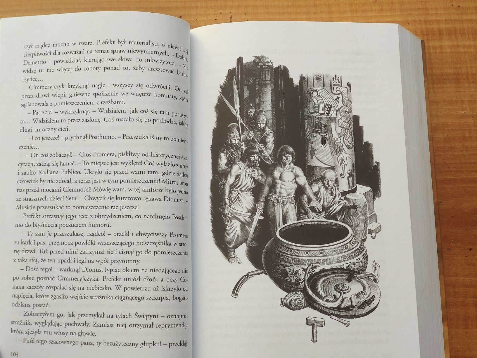Robert E. Howard Conan i Pradawni Bogowie