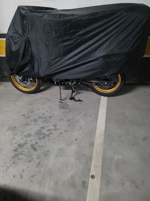 Voge 525DSX Black Knight