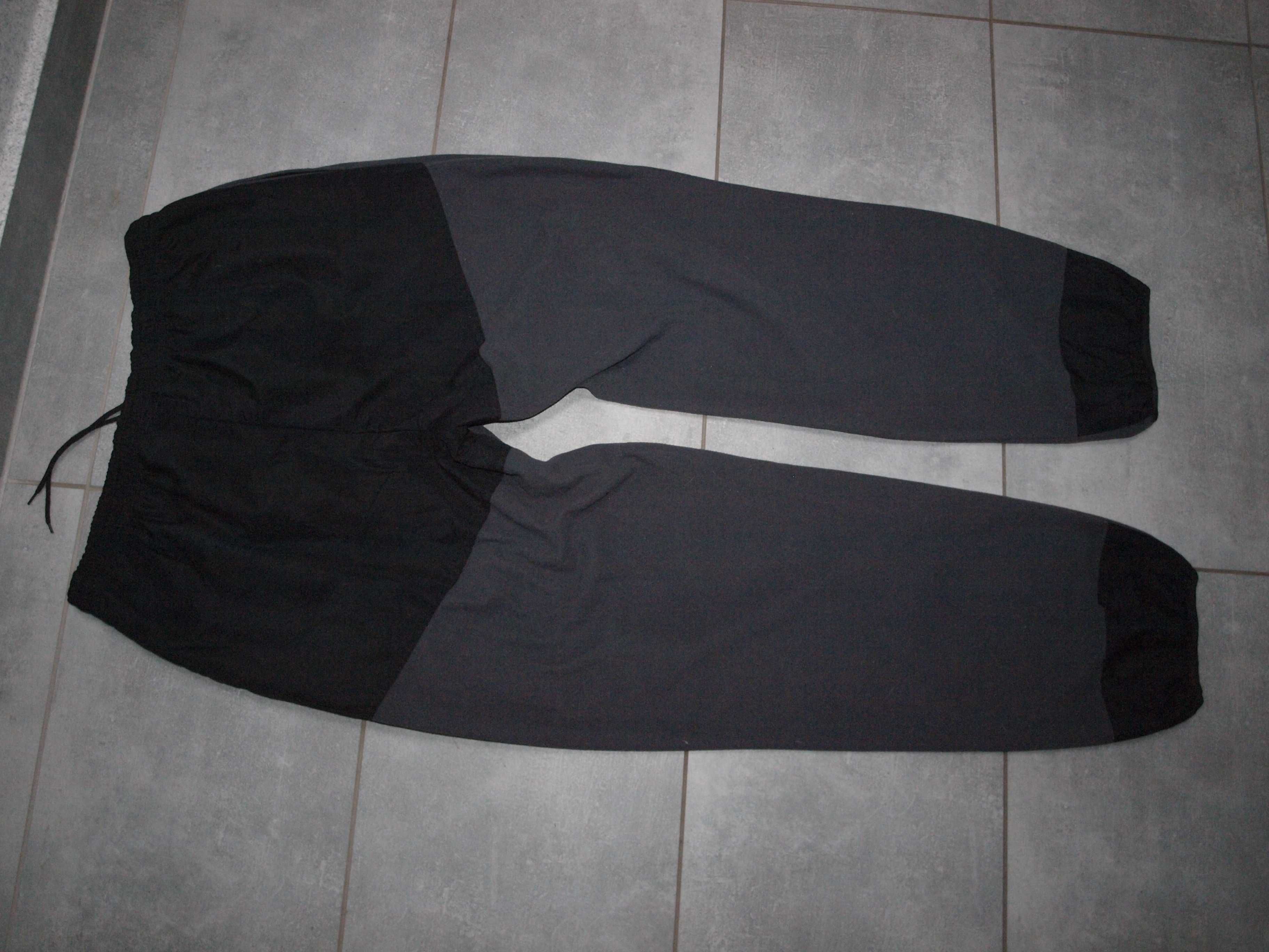 Spodnie windstopper North Face, rozmiar XL/XXL
