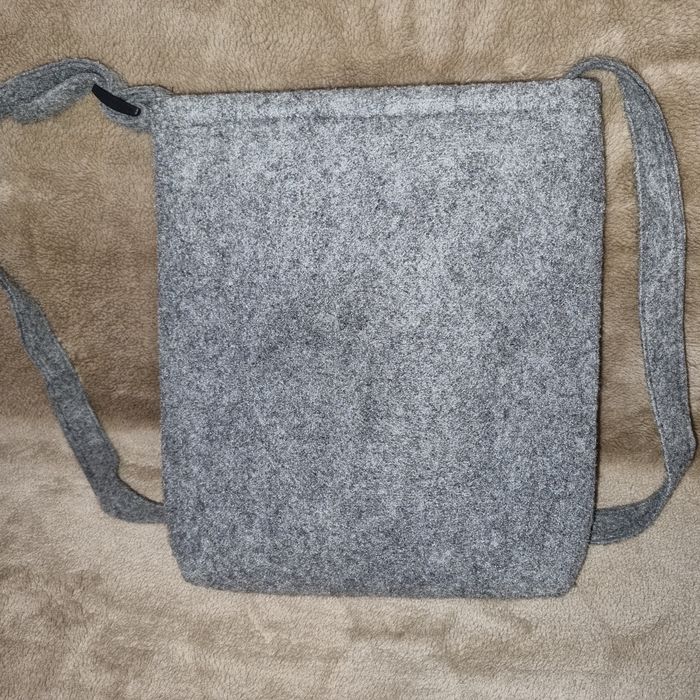 Stylowa torebka filcowa 26x29 cm