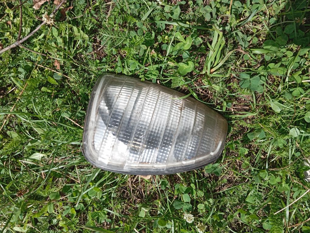 Kierunkowskaz reflektora lampy przód Lewy przód Mercedes W123 Beczka