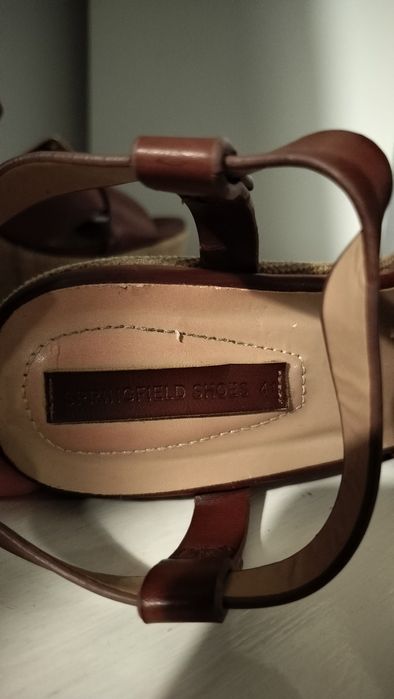 Sandálias castanhas Springfield (41)