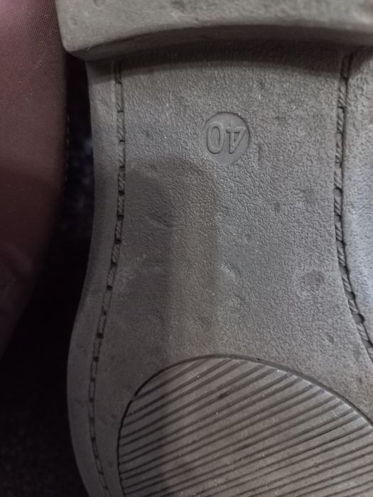 Продам сапожки весняні